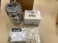 Binks #80-210 One Quart Pressure Cup Assembly With Air Regulator & Gauge