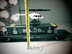 MTH 70-79013, G Scale / One Gauge, CHANNEL 4 NEWS Operating Helicopter Car NEW