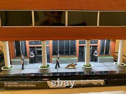 Menards #279-4435 O Gauge One Police Plaza with Operating Helicopter LN/Box