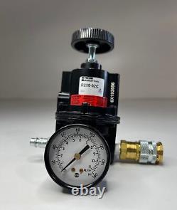 ONE (1) PARKER Compressed Air Regulator with Gauge And Fittings R230-02C (NEW)