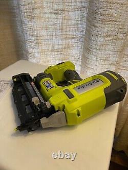 Ryobi P326KN 18V ONE+ 16-Gauge Straight Finish Nailer Kit with battery & charger