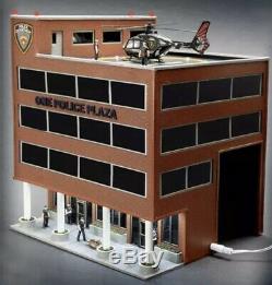 Menards O Gauge Une Police Plaza Bâtiment Avec Animation Hélicoptère De Collection