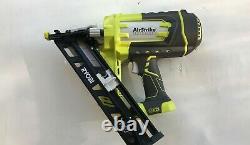 Ryobi 18 Volt One+ Lithium-ion Airstrike 15-gauge Angled Finition & Batterie