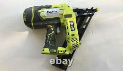 Ryobi 18 Volt One+ Lithium-ion Airstrike 15-gauge Angled Finition & Batterie