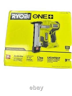 Ryobi ONE+ Airstrike 18V 18 Gauge Stapler P361 would be translated as 'Ryobi ONE+ Airstrike Agrafeuse 18V calibre 18 P361' in French.