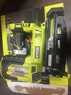 Ryobi One+ 18 Volts Cordless 16 Gauge Finish Nailer (bare Tool Only) P325